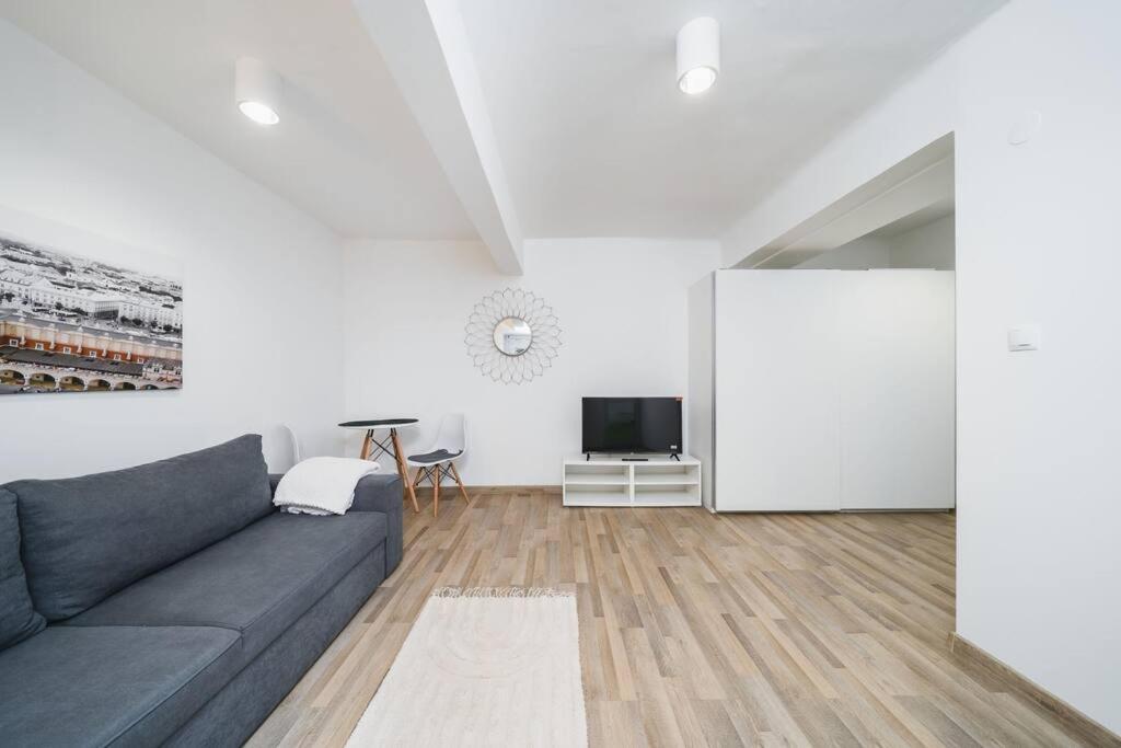 Close Wawel Castle, City Centre Apartment คราคูฟ ภายนอก รูปภาพ