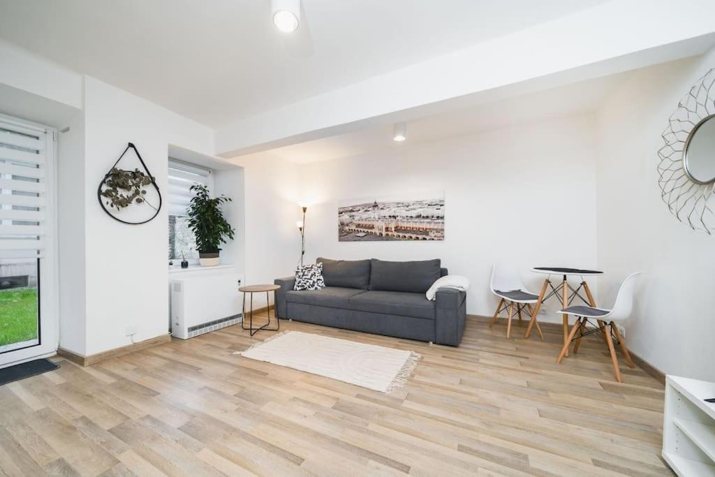 Close Wawel Castle, City Centre Apartment คราคูฟ ภายนอก รูปภาพ